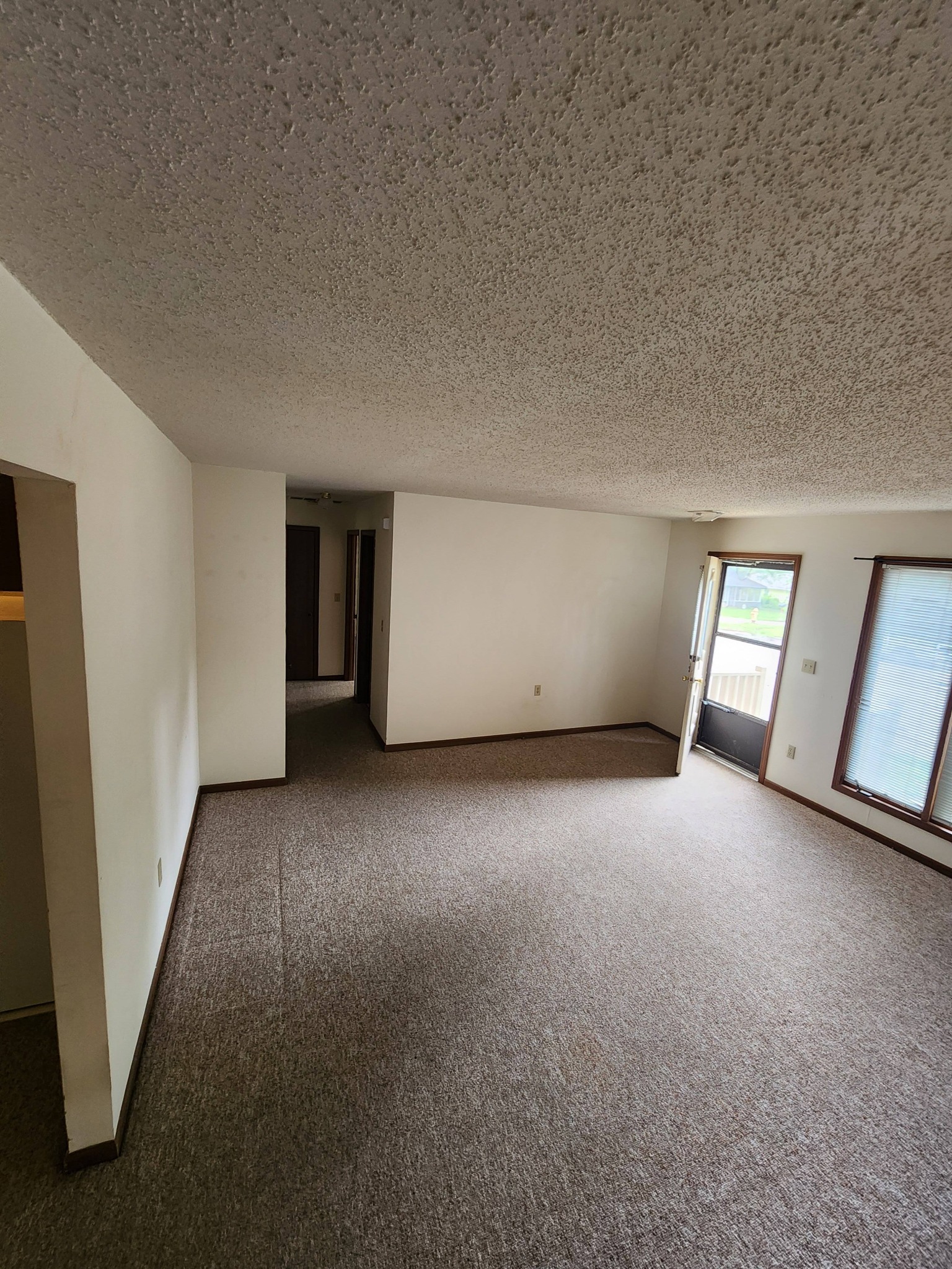 827 Foxrun Clinton Mo 21.jpg